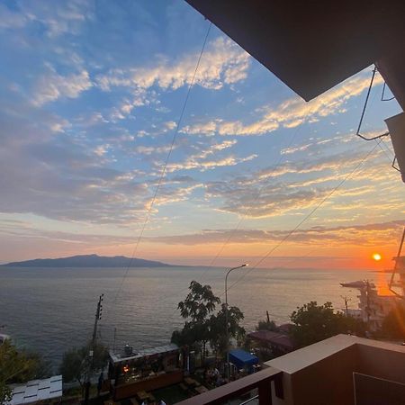 Del Mar Sea View Apartment Саранда Екстер'єр фото