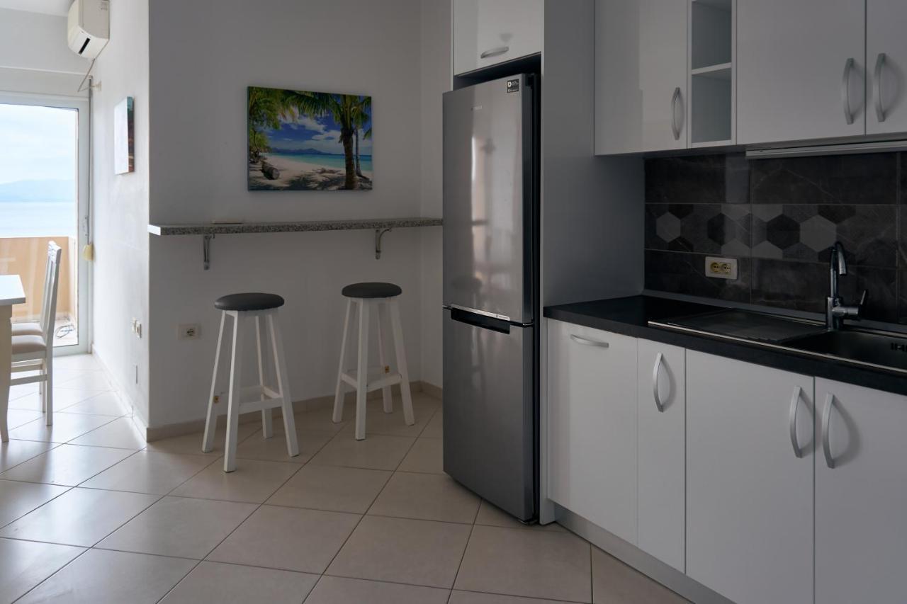 Del Mar Sea View Apartment Саранда Екстер'єр фото