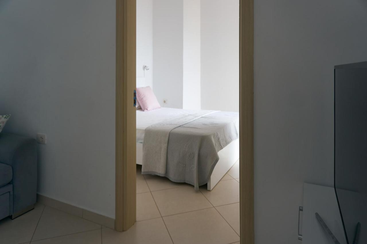 Del Mar Sea View Apartment Саранда Екстер'єр фото