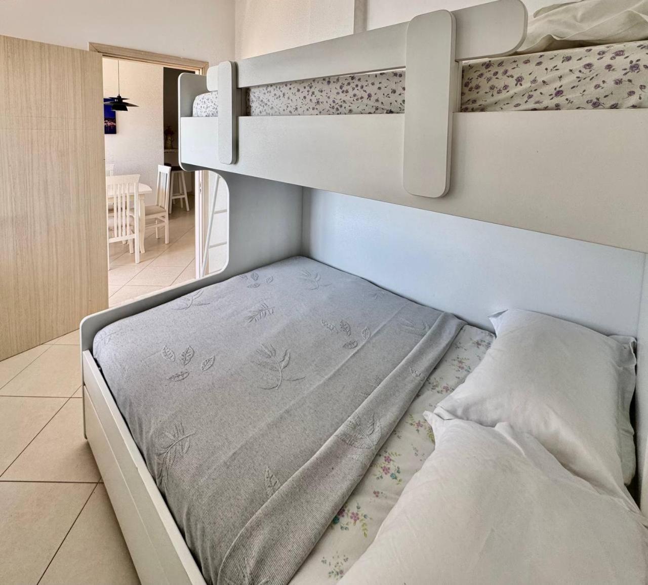 Del Mar Sea View Apartment Саранда Екстер'єр фото
