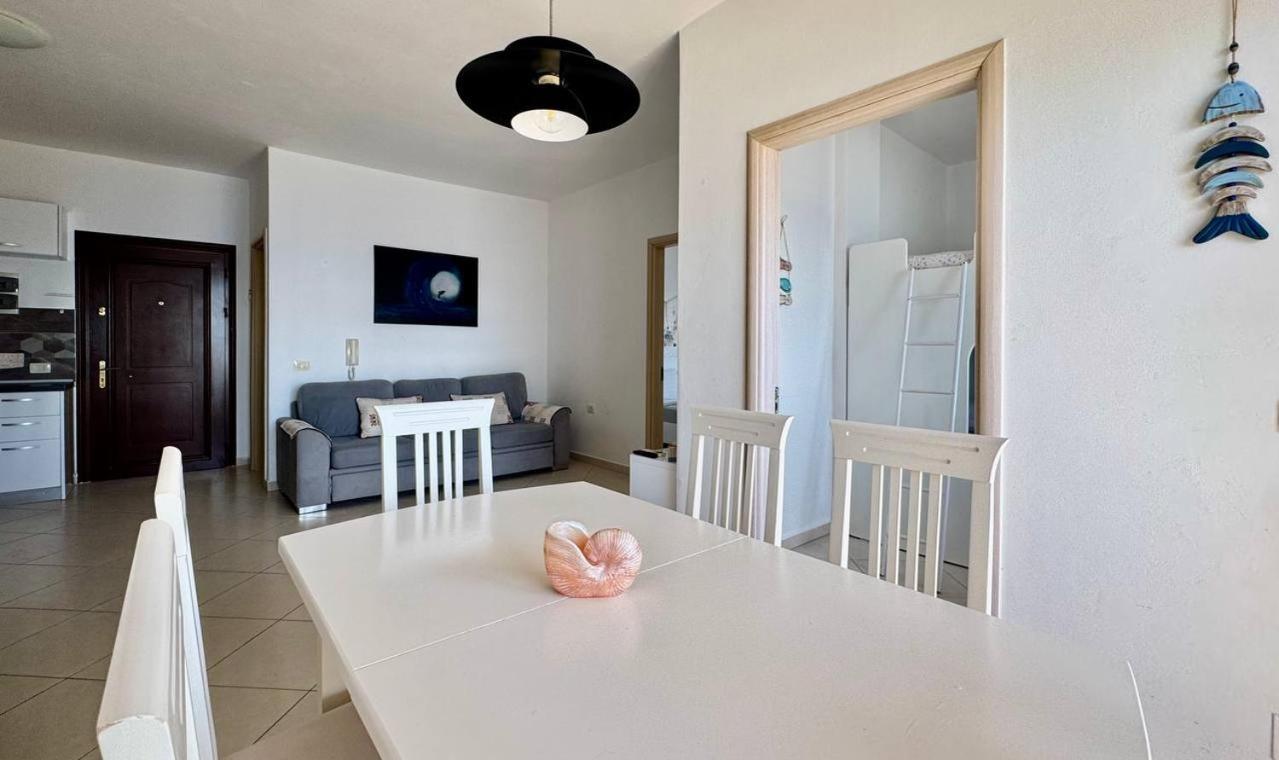 Del Mar Sea View Apartment Саранда Екстер'єр фото