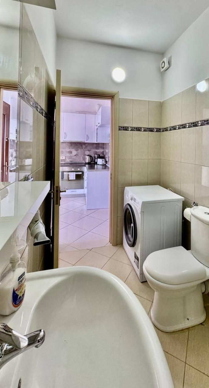 Del Mar Sea View Apartment Саранда Екстер'єр фото