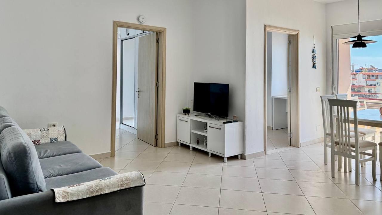 Del Mar Sea View Apartment Саранда Екстер'єр фото