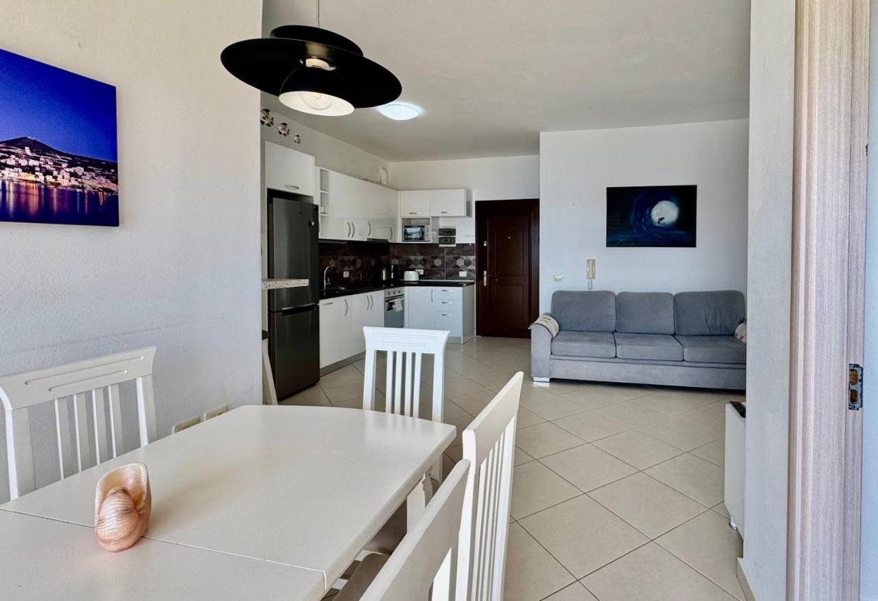 Del Mar Sea View Apartment Саранда Екстер'єр фото